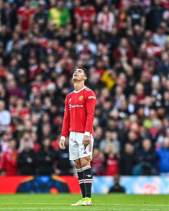 1635107053017092661.jpg 8版曼联C罗利物浦.jpg